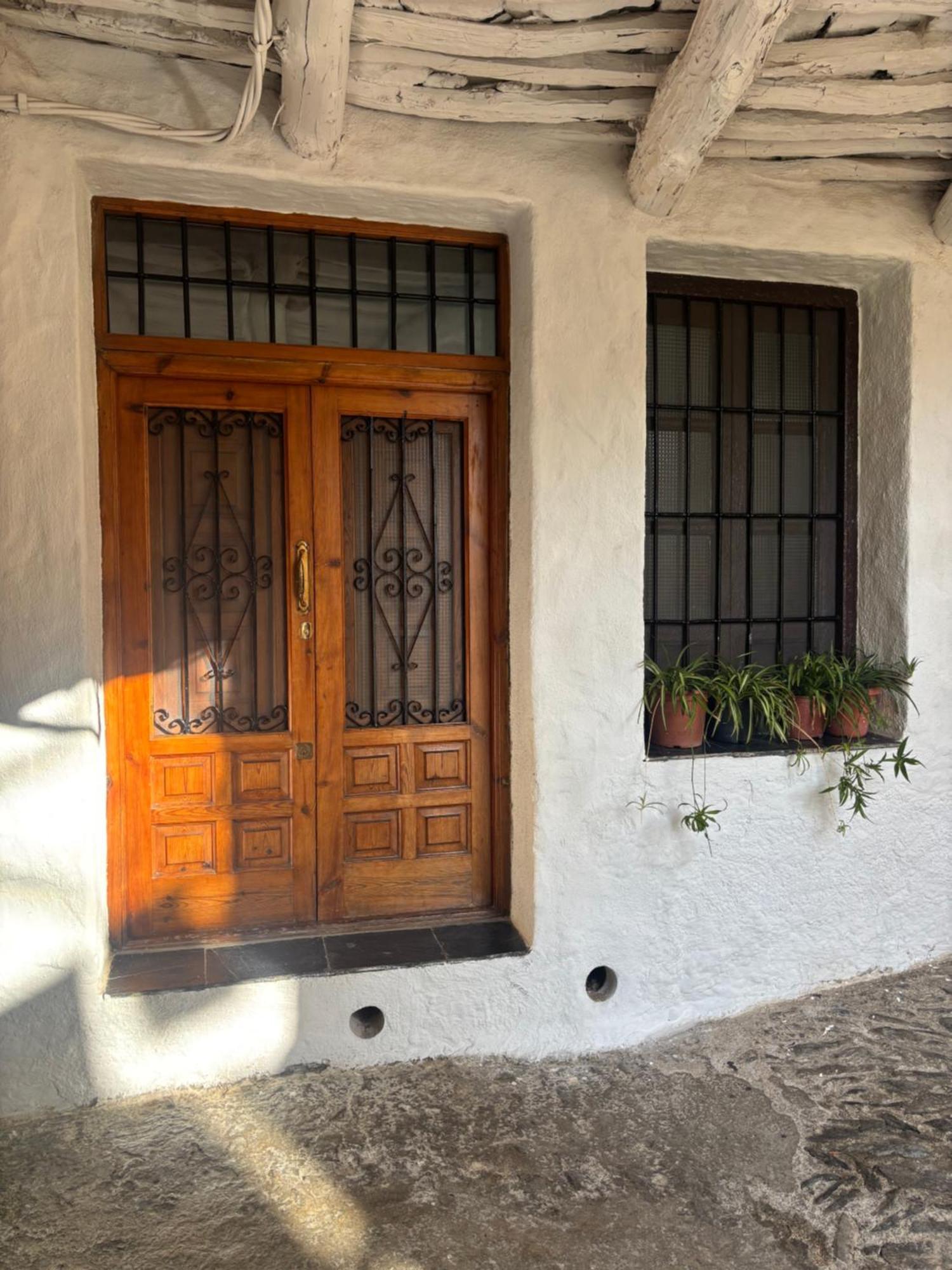 Casa M'Guire Villa Pampaneira Exterior photo