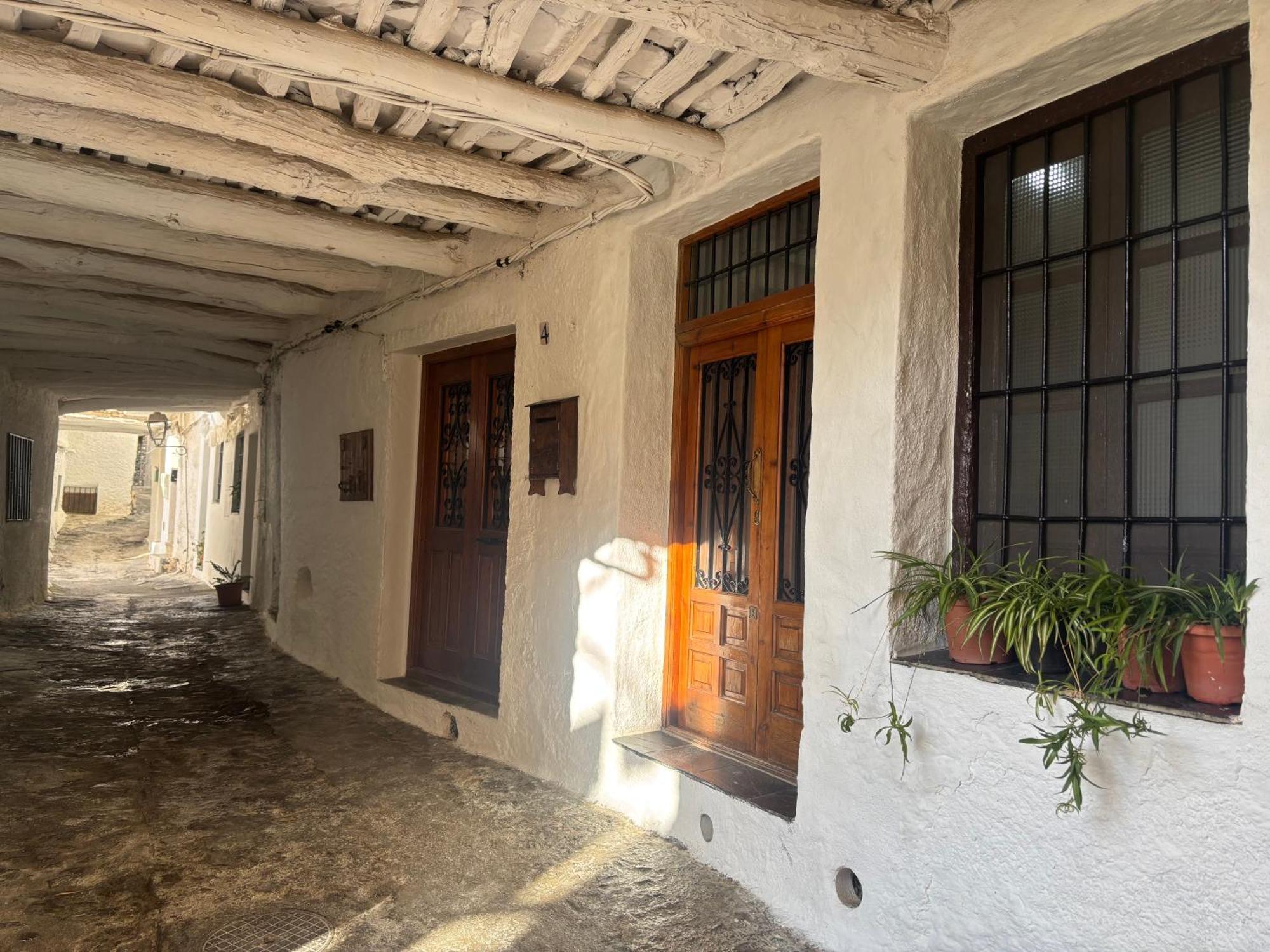 Casa M'Guire Villa Pampaneira Exterior photo